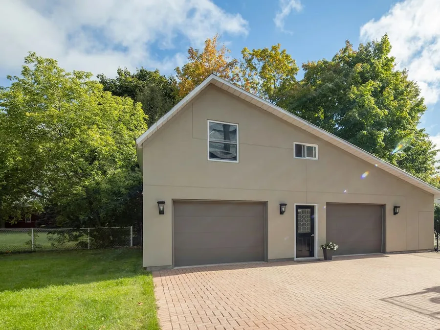 Build Up, Not Out—Keep Your Garage, Add Living Space